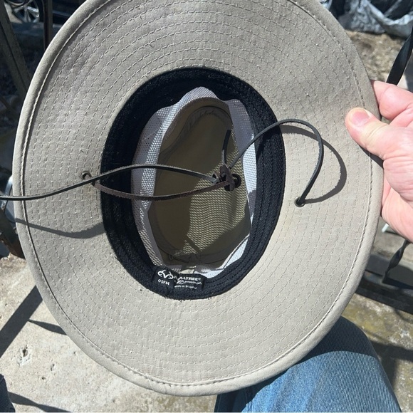 Realtree Mens Camo Safari Style Large Brim Hunting Hat (small Light Stains, PIC) - Picture 5 of 8